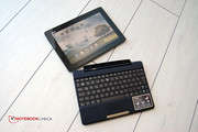 ASUS 10.1 INCH TABLET/LAPTOP.32GB.TAKE SIM 3G.DETACHABLE KEYBOARD.TABLET AND COMPUTER .WORTH R6000.