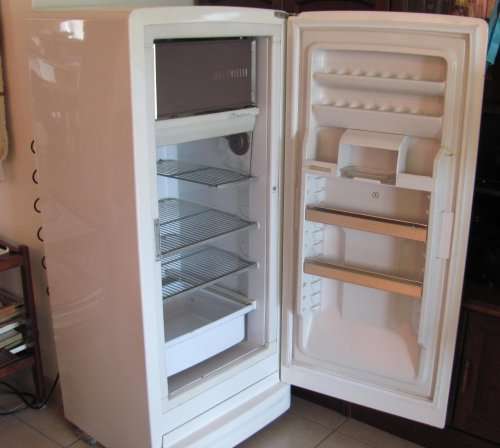 General Electric vintage fridge