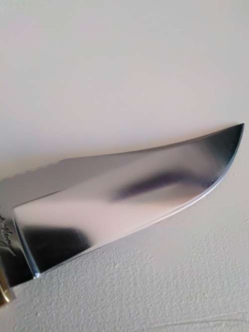 Schrade Uncle Henry 144 USA Vintage Collecter's Fixed Blade Hunting Knife incl. Leather Sheath.
