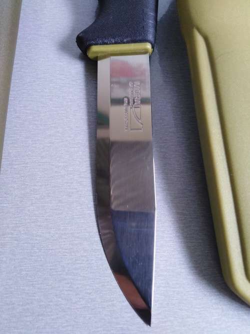 Set of 3 Brand New Mora Knives - Morakniv 748MG, Morakniv Bushvraft, Morakniv Mora 2000