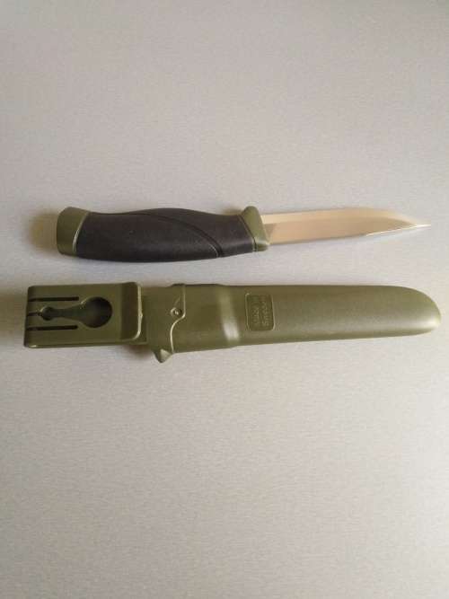 Brand New Morakniv Companion Heavy Duty, 3,2 mm Carbon Steel Blade