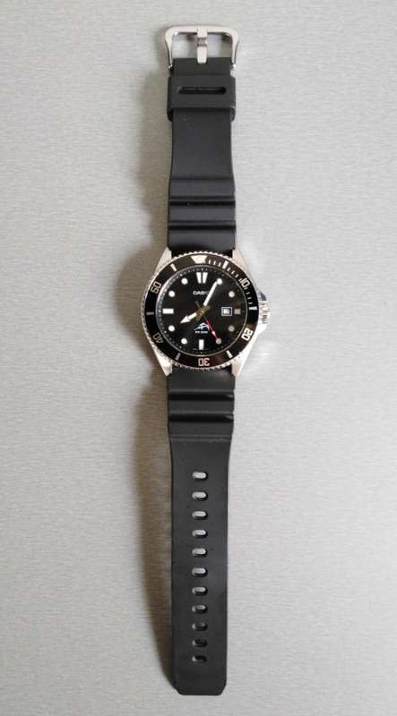 Casio Duro Marlin Dive Watch MDV106-1AV in excellent Condition