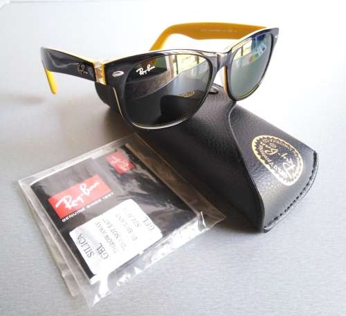 Original Ray-Ban Wayfarer Sunglasses As New!
