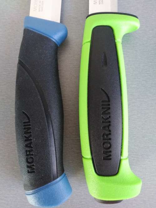 2 Mora Knives (Morakniv) As New