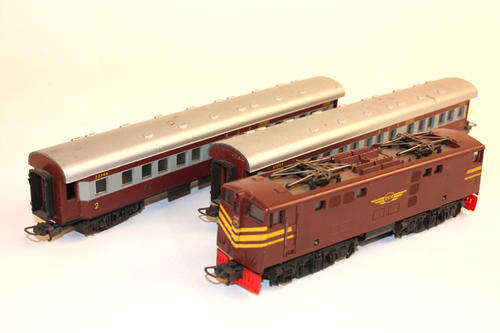 Lima SAR Train Set