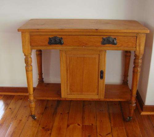 Wooden Wash Stand