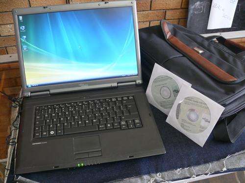 Laptop FUJITSU SIEMENS