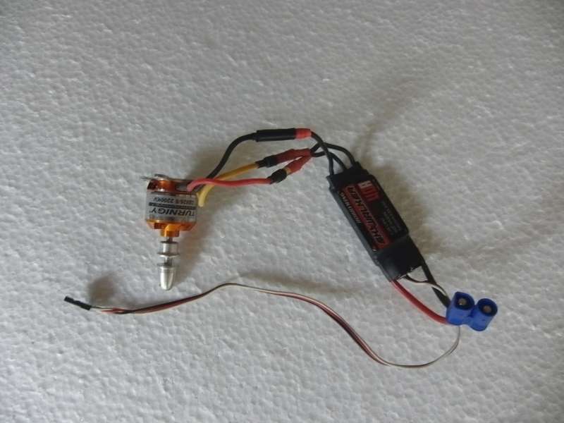 Turnigy D2826-6 2200kv Outrunner Motor Combo
