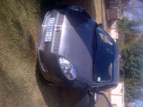2010 FIAT PUNTO 1.4 EMOTION 31000KM WITH SERVICE PLAN TILL 90000KM BOOK R115000