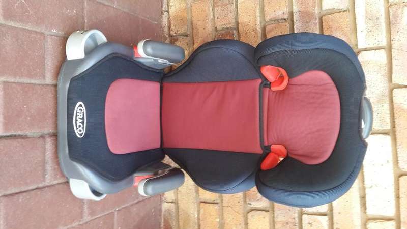Graco Booster Car Seat - Black & Red