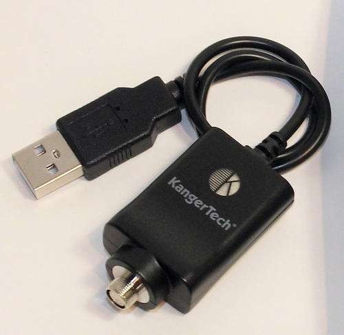Kanger Charger for Electronic Cigarette Battery ( Ego/510 connection )