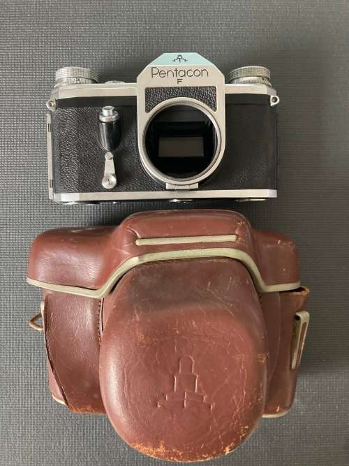 Pentacon F 35mm film camera
