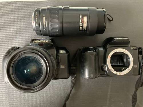 Lot of 35mm AF film camera for spares/repair
