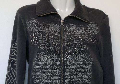 ***100% A U T H E N T I C ***  Guess Top Size Medium Retails for R799