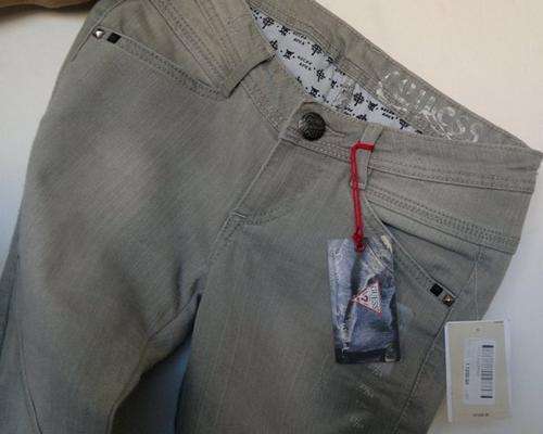 Guess Skinny Grey Size 28/29/32 Retails R1 500
