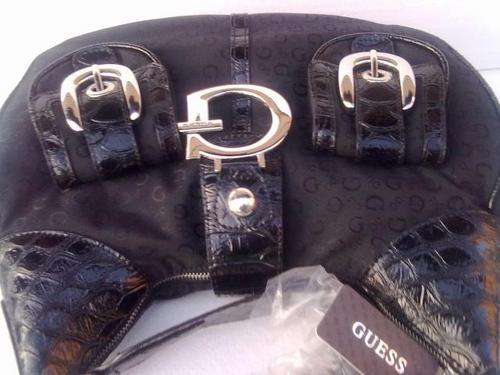 ***100% A U T H E N T I C ***  Guess Handbag