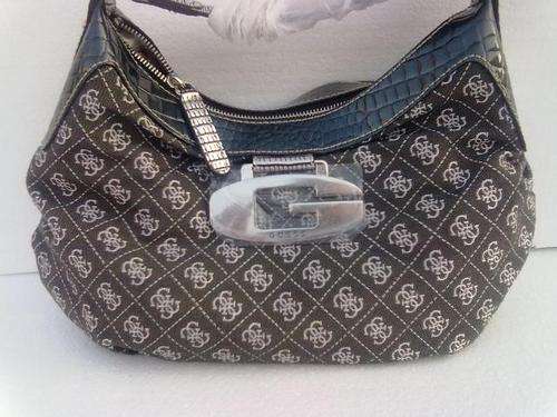 ***100% A U T H E N T I C ***  Guess Handbag