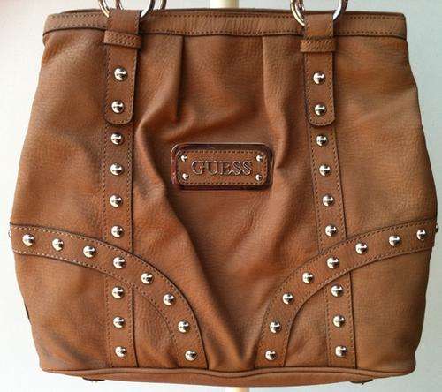 ***100% A U T H E N T I C ***  Guess Handbag Network