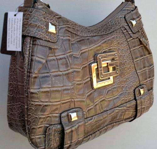 ***100% A U T H E N T I C ***  Guess Handbag