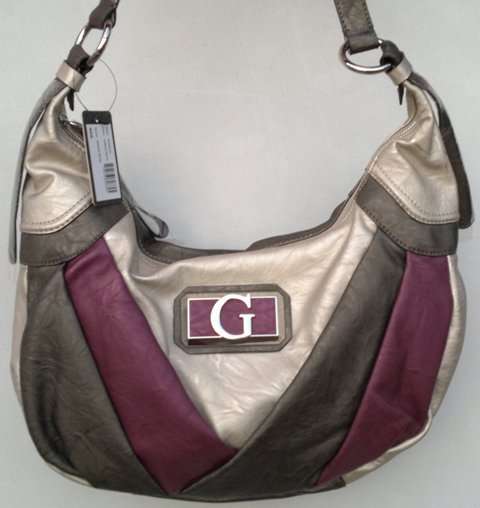 ***100% A U T H E N T I C ***  Guess Handbag