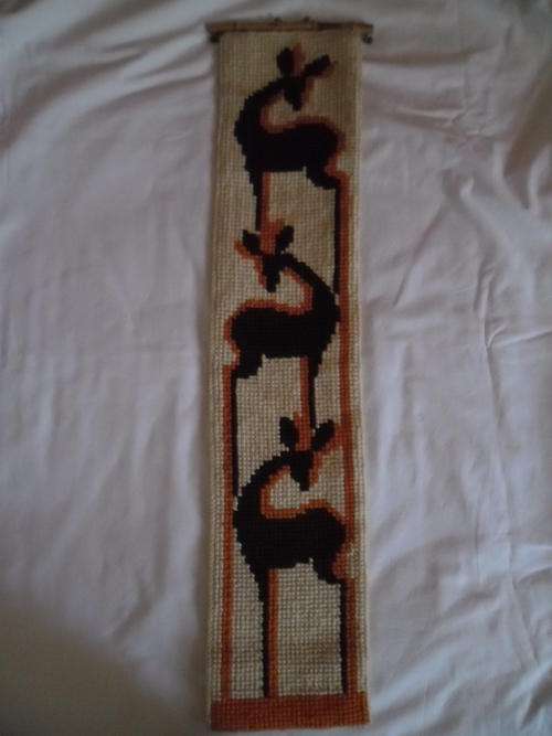 RETRO WALL HANGING ORANGE BROWN DEERS