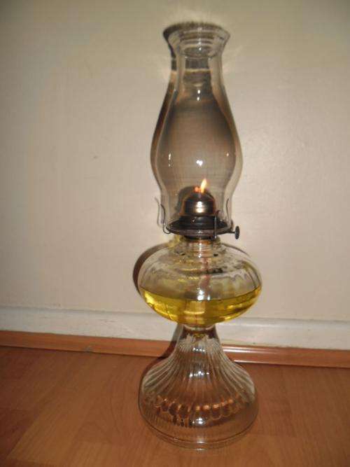 Antique Pedestal WATERBURY Conn Oil Lamp, P & A Mfg Co, Made in USA