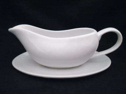 FIRST QUALITY PORCELAIN BY *@HOME* BEAUTIFUL LARGE 400 ML SLIM LINE DESIGN GRAVY BOAT