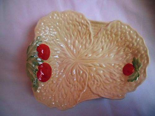 REDUCED BY 50 %! VINTAGE BURSLEM MIDWINTER TOMATO SERVING DISH