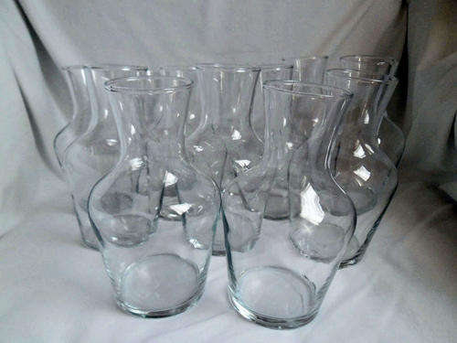 PAINT OR STICK ETC. A 500 ML CARAFE FOR YOUR NEXT CELEBRATION