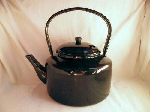 BLACK ENAMEL CAMPING KETTLE 3 LITRE, ALMOST NEW CONDITION!!!