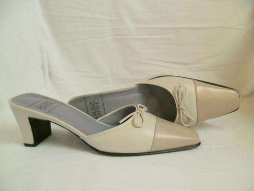 GORGEOUS IVORY *LAURA CAMINO* SHOES, MADE IN SPAIN, SIZE 39/6, ALMOST NEW CONDITION! REDUCED BY R75!