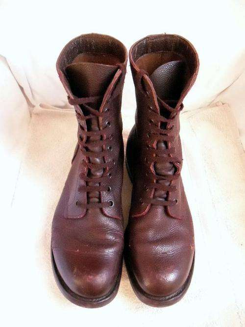 SADF BUSH WAR BROWN LEATHER DRILL SOLE PATTERN BOOTS, SIZE 11