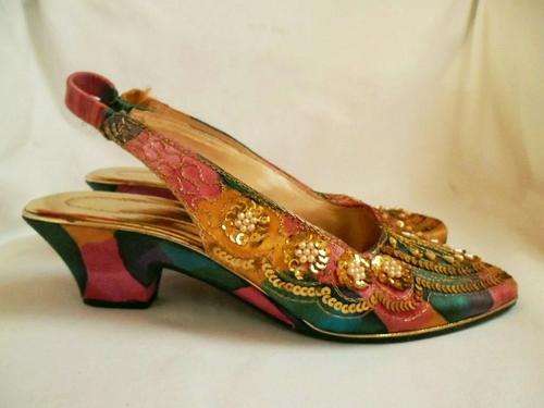 LOVELY VINTAGE COLOURFUL BATIK INDIAN LOOK SLING BACK SHOES WITH PEARLS & GOLDEN SEQUINS, SIZE 4.5