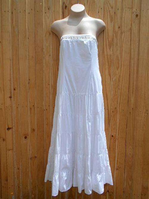 NOW REDUCED BY 50 %! LOVELY SWING LACE COTTON DRESS BEAD & SEQUIN DETAILS, SIZE 34, ALMOST NEW!