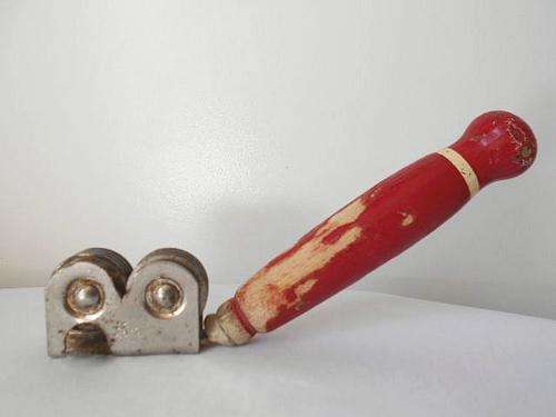 REDUCED FOR NANAG8! LOVELY VINTAGE RED WOODEN HANDLED KNIFE SHARPENER, MADE IN USA