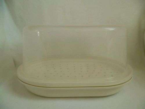 REDUCED FOR LEONORA5! LARGE MICROWAVE FISH & VEGETABLE STEAMER & BRAND NEW MICROWAVE OMELETTE PAN