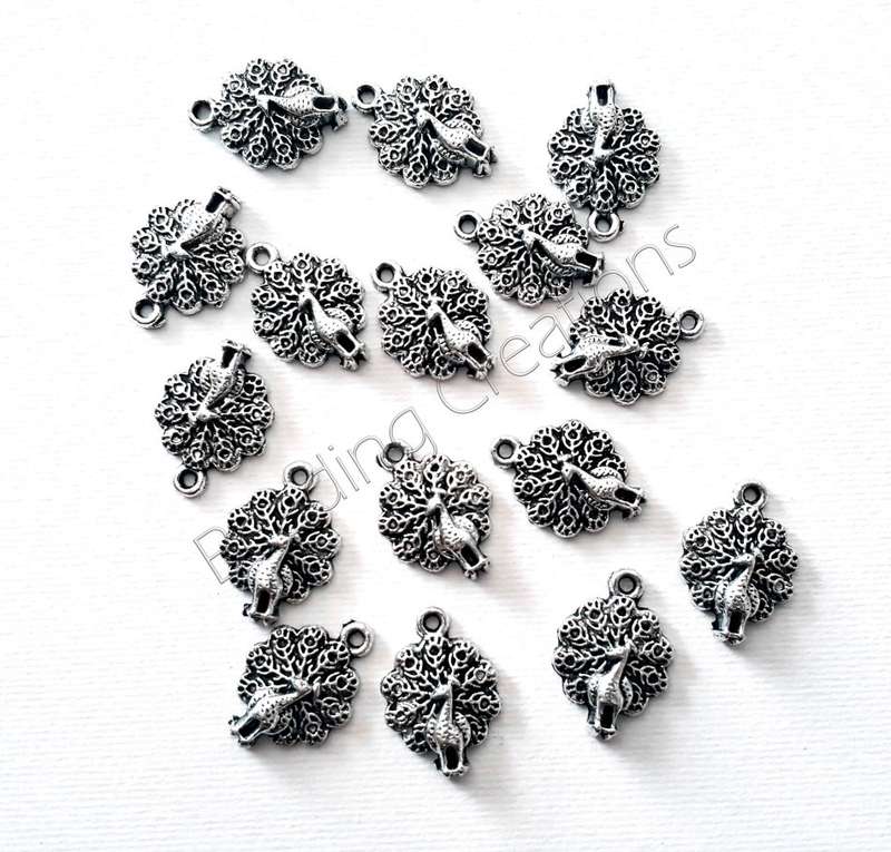 CHARMS - ANTIQUE SILVER - PEACOCK - BIRD - CHARMS - 20x14mm
