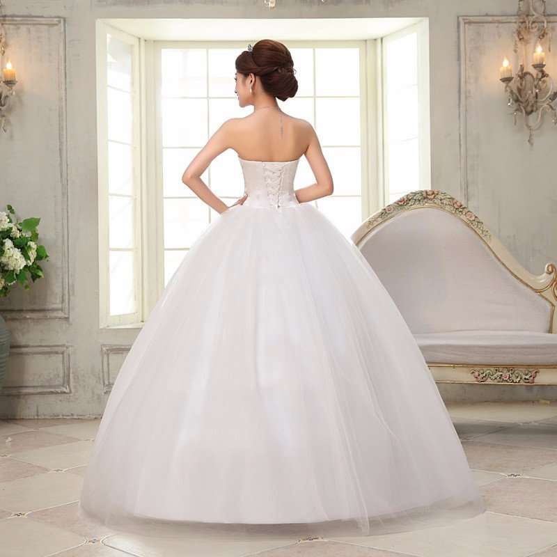 WEDDING DRESSES/WEDDING DRESS/WHITE WEDDING DRESS/FLORAL WEDDING DRESS