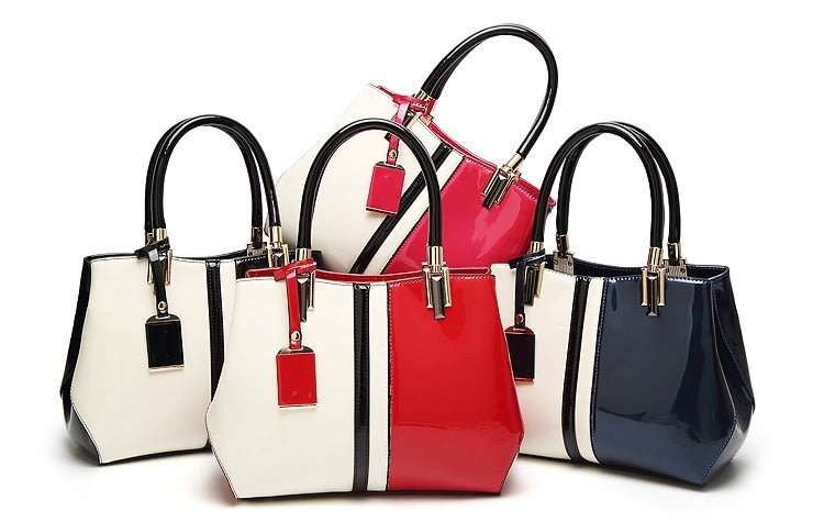 HANDBAGS/HANDBAG/WOMENS HANDBAGS/SHOULDER HANDBAGS/BLUE HANDBAG/LACQURED HANDBAG/COLORBLOCK HANDBAG