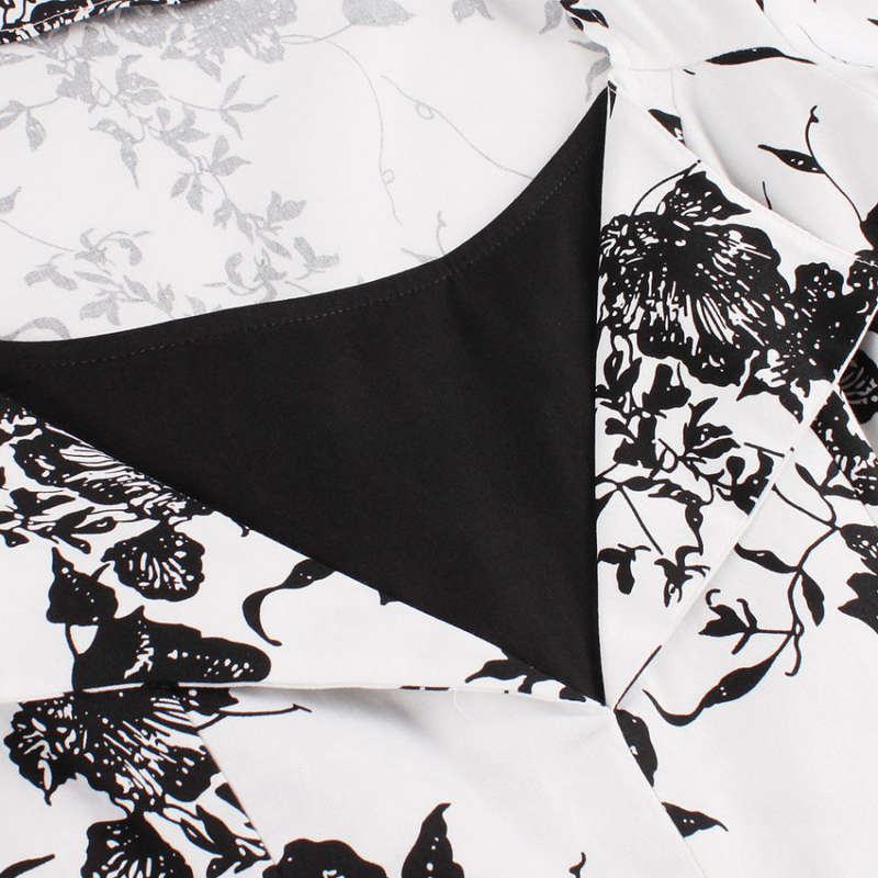 Vintage pleated white and black A-line dresses