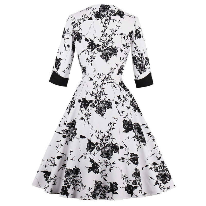 Vintage pleated white and black A-line dresses