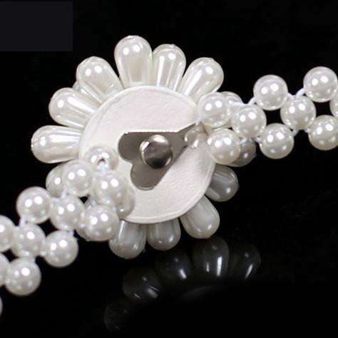 Chic White Pearl Flower Decor Belt