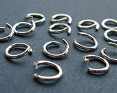 JUMP RINGS - 22 GAUGE - SILVER TONE - 6MM - SOLD PER PACK OF 50