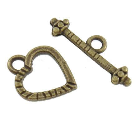 TOGGLE CLASP - HEART DESIGN - ANTIQUE BRONZE