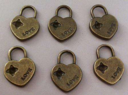 CHARMS - BRONZE HEARTS - 17x12mm