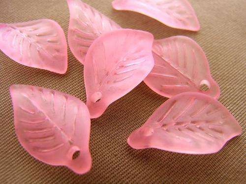 ACRYLIC - FROSTED - LIGHT PINK - LEAF - BEADS - 18mm