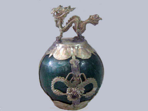 VINTAGE - CHINESE COLLECTIBLE - TIBET SILVER - GREEN JADE ZODIAC DRAGON STATUE - POST 1940'S