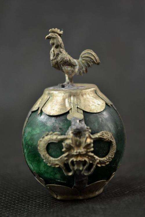 VINTAGE - CHINESE COLLECTIBLE - TIBET SILVER - GREEN JADE ZODIAC COCK STATUE - POST 1940'S