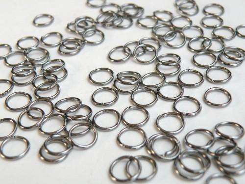 JUMP RINGS - GUNMETAL BLACK - 8mm - SOLD PER PACK OF 100