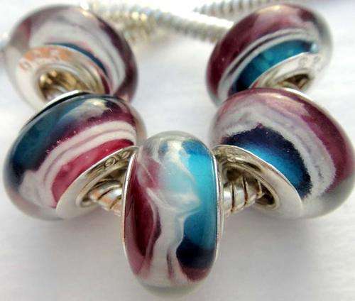 EUROPEAN STYLE - 925 SILVER CORE - UNIQUE - MURANO GLASS BEADS - RED, BLUE AND WHITE STRIPES